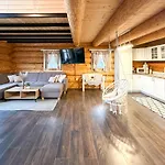 Chalet Medveď, Vlk, Líška Zrubová Rozprávka Nad Rybníkom *