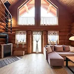 Chalet Medveď, Vlk, Líška Zrubová Rozprávka Nad Rybníkom Kostolna Ves