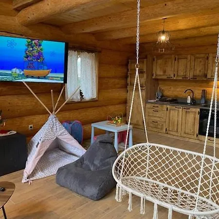 木屋 Medved, Vlk, Liska Zrubova Rozpravka Nad Rybnikom Kostolna Ves