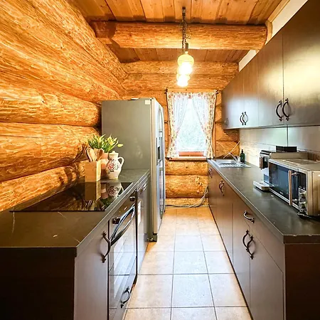 Chalet Medved, Vlk, Liska Zrubova Rozpravka Nad Rybnikom *