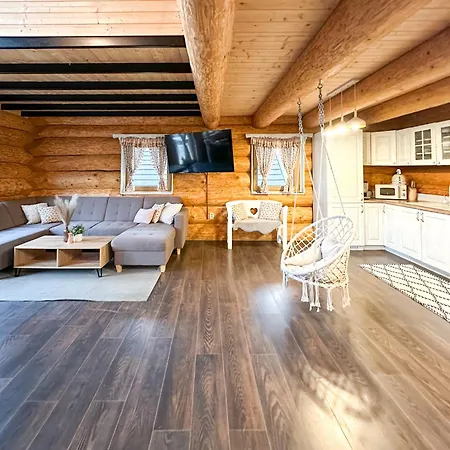 木屋 Medved, Vlk, Liska Zrubova Rozpravka Nad Rybnikom *