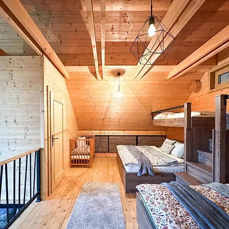 Chalet Medved, Vlk, Liska Zrubova Rozpravka Nad Rybnikom Kostolna Ves