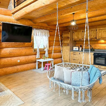 木屋 Medved, Vlk, Liska Zrubova Rozpravka Nad Rybnikom *