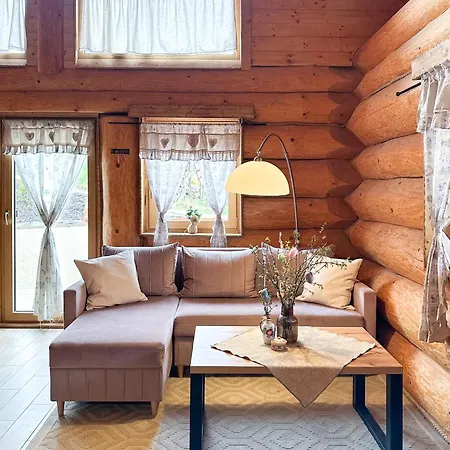 Medved, Vlk, Liska Zrubova Rozpravka Nad Rybnikom Kostolna Ves