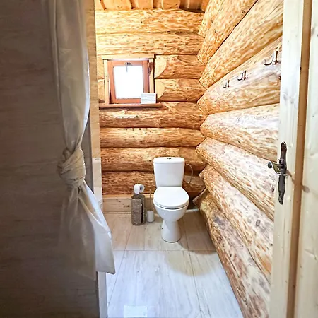 Medved, Vlk, Liska Zrubova Rozpravka Nad Rybnikom * Kostolna Ves