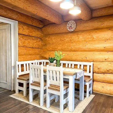 木屋 Medved, Vlk, Liska Zrubova Rozpravka Nad Rybnikom